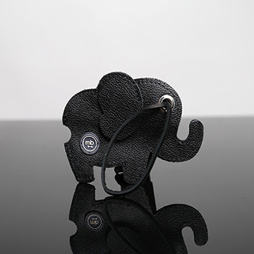 An elephant shaped bag