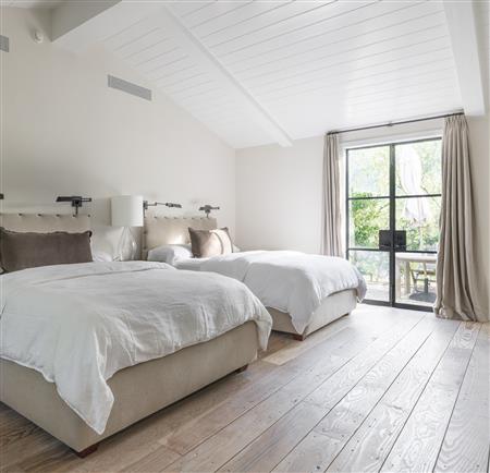 Cottage bedroom