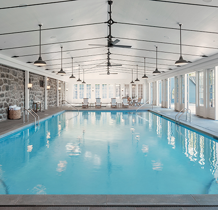 Indoor pool / solarium