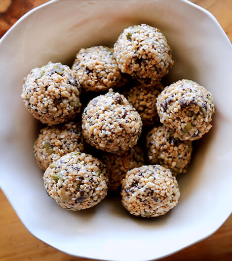 Quinoa Tahini Balls